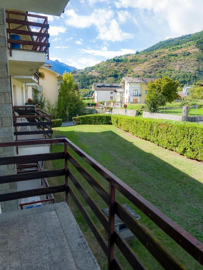Appartamento Ai Piedi Del Gran Paradiso Saint-Pierre Eksteriør billede