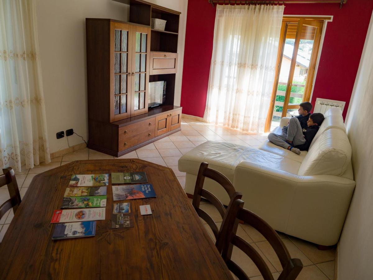 Appartamento Ai Piedi Del Gran Paradiso Saint-Pierre Eksteriør billede